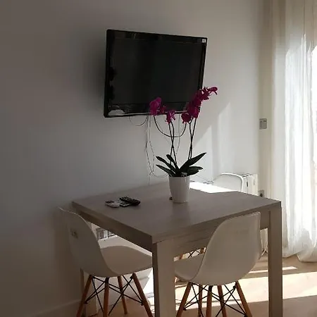 Penthouse Sea Views + Private Solarium Apartment *