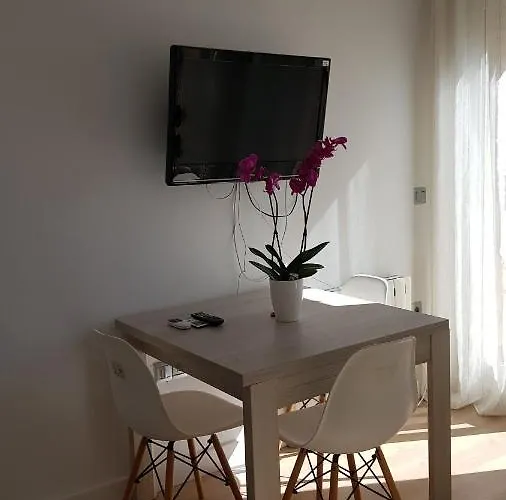Penthouse Sea Views + Private Solarium شقة *
